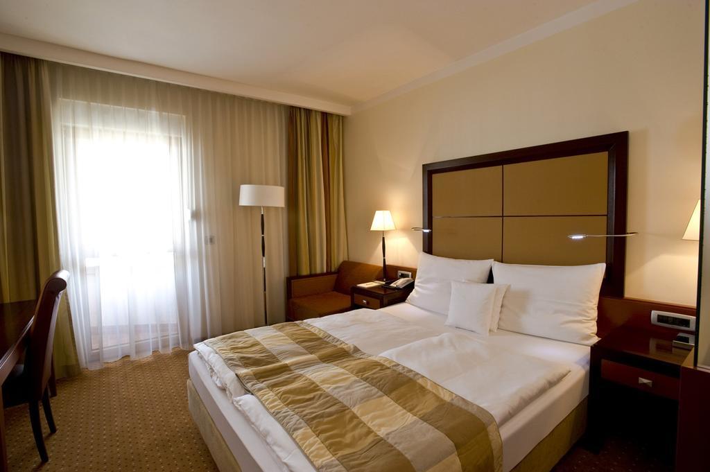 Aparthotel Premier Подгорица Стая снимка